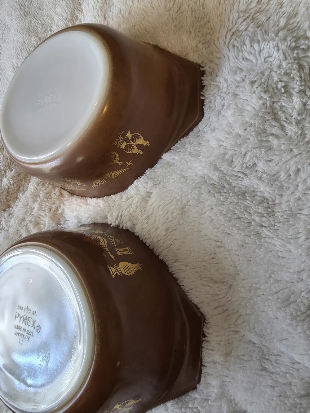 Pyrex Brown Glass Casserole Dishes with Gold Decal Pattern (Set of 2)